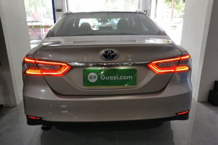 Used Toyota Camry 2018 Dual-Engine 2.5 HG Luxury Edition Rear