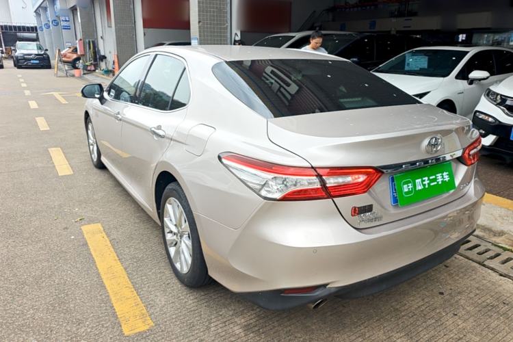 Used Toyota Camry 2018 2.0G Luxury Edition Rear Left 45 Deg