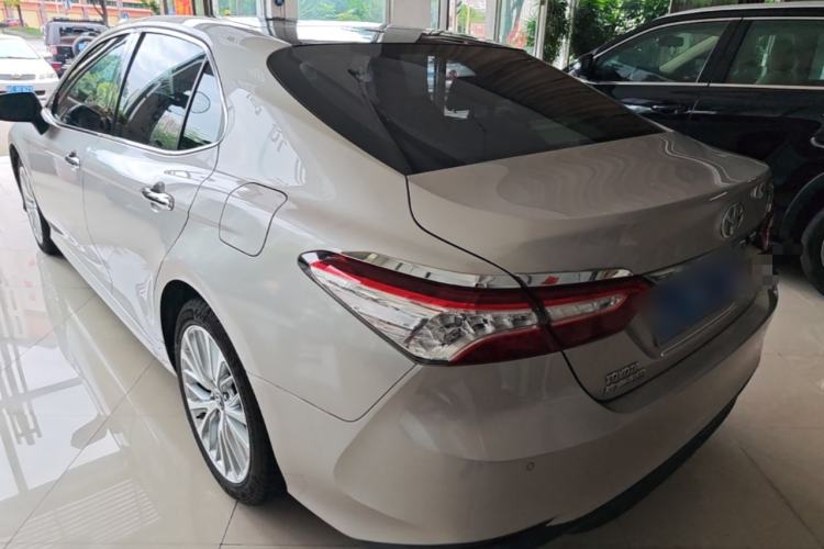 Used Toyota Camry 2018 2.5G Luxury Edition Rear Left 45 Deg