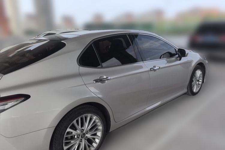 Used Toyota Camry 2018 2.5G Luxury Edition Rear Right 45 Deg