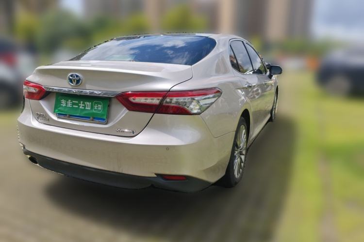 Used Toyota Camry 2018 Dual-Engine 2.5 HG Luxury Edition Rear Right 45 Deg