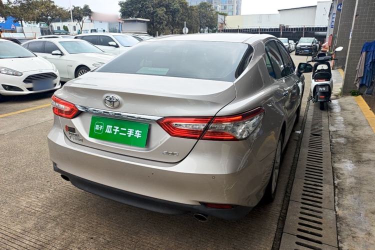 Used Toyota Camry 2018 2.0G Luxury Edition Rear Right 45 Deg
