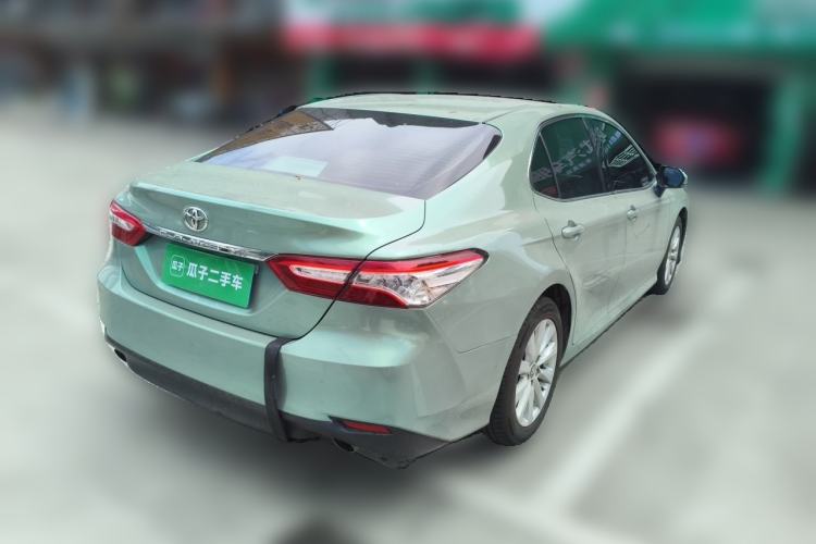 Used Toyota Camry 2018 2.0G Luxury Edition Rear Right 45 Deg