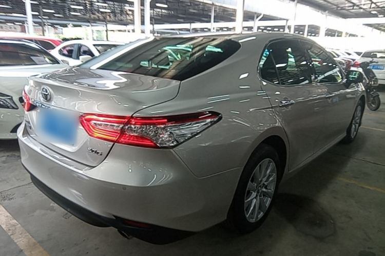Used Toyota Camry 2018 2.0G Luxury Edition Rear Right 45 Deg