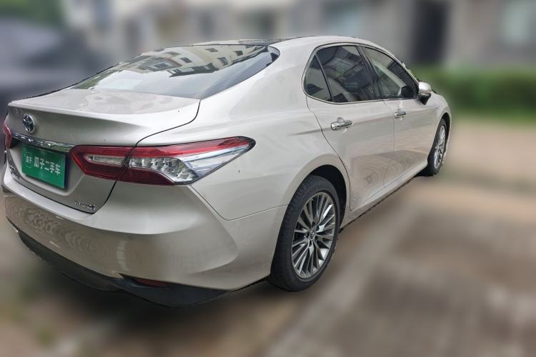 Used Toyota Camry 2018 Dual-Engine 2.5 HG Luxury Edition Rear Right 45 Deg
