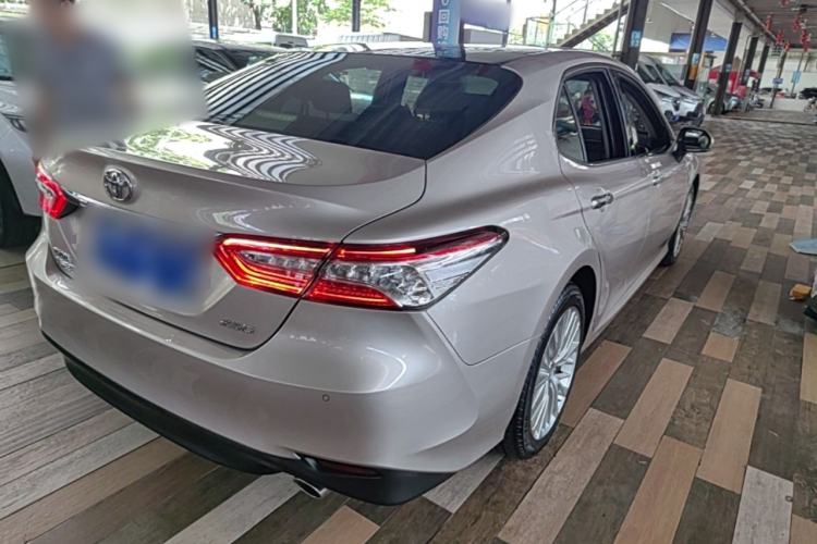 Used Toyota Camry 2018 2.5G Luxury Edition Rear Right 45 Deg