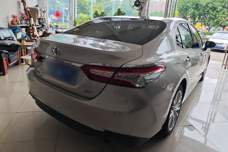 Used Toyota Camry 2018 2.5G Luxury Edition Rear Right 45 Deg