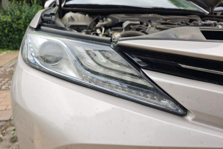 Used Toyota Camry 2018 Dual-Engine 2.5 HG Luxury Edition Right Front Headlight