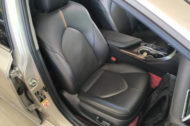 Used Toyota Camry 2018 2.5G Luxury Edition Right Front Seat