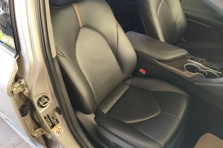 Used Toyota Camry 2018 2.5G Luxury Edition Right Front Seat