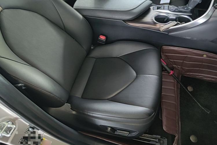 Used Toyota Camry 2018 2.5G Luxury Edition Right Front Seat