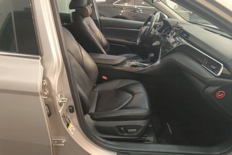 Used Toyota Camry 2018 2.5G Luxury Edition Right Front Seat