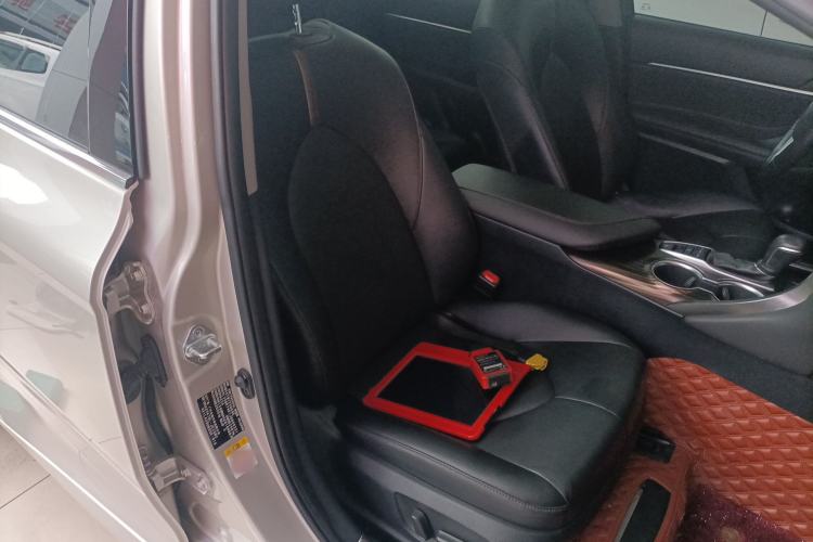 Used Toyota Camry 2018 2.5G Luxury Edition Right Front Seat