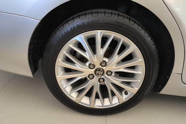 Used Toyota Camry 2018 2.5G Luxury Edition Right Rear Wheel Hub