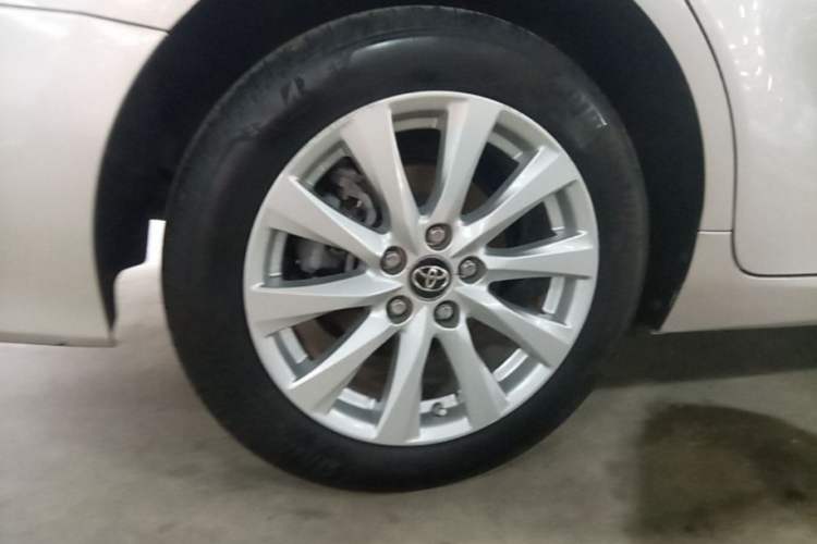 Used Toyota Camry 2018 2.0G Luxury Edition Right Rear Wheel Hub