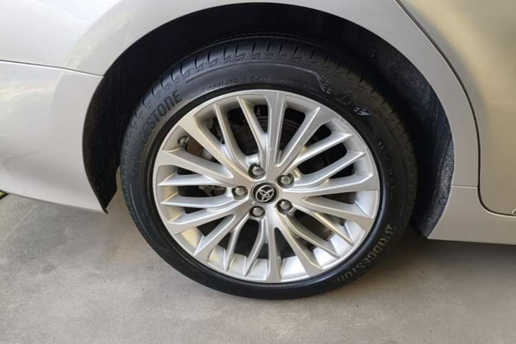 Used Toyota Camry 2018 2.5G Luxury Edition Right Rear Wheel Hub