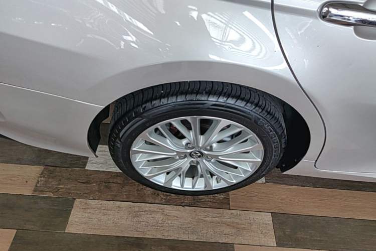 Used Toyota Camry 2018 2.5G Luxury Edition Right Rear Wheel Hub