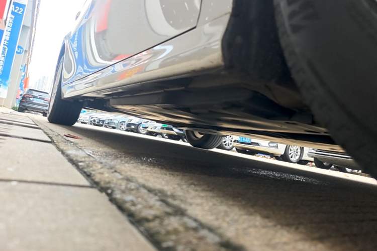 Used Toyota Camry 2018 2.0G Luxury Edition Right Side Sill
