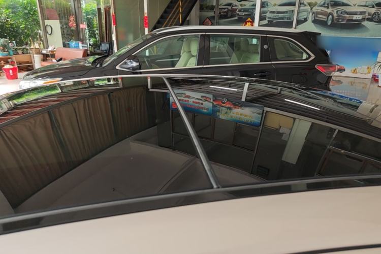 Used Toyota Camry 2018 2.5G Luxury Edition Roof