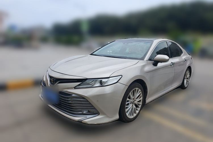 Used Toyota Camry 2018 2.5G Luxury Edition Guazi used car, China used car export, Used car for sale, Used cars, Cheapest cars for sale