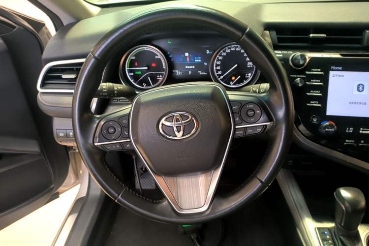 Used Toyota Camry 2018 Dual-Engine 2.5 HG Luxury Edition Steering Wheel