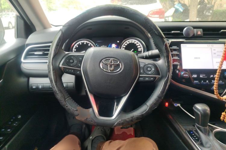 Used Toyota Camry 2018 2.5G Luxury Edition Steering Wheel