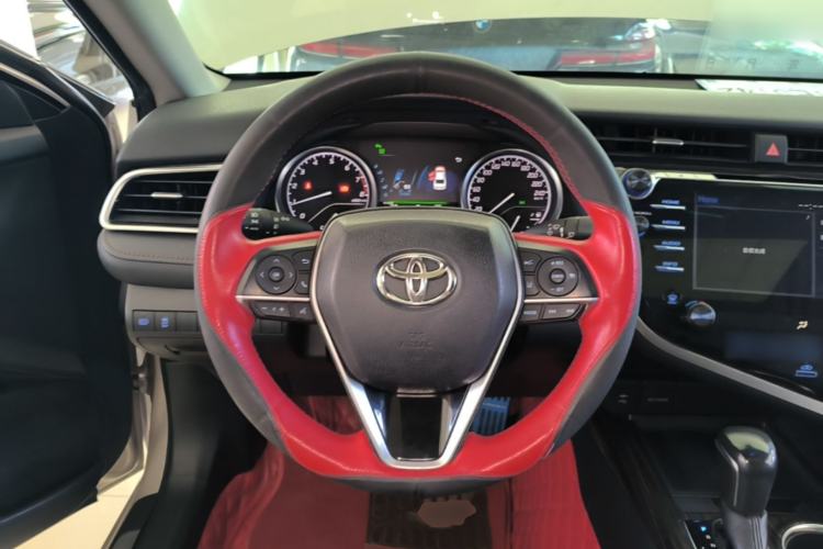 Used Toyota Camry 2018 2.5G Luxury Edition Steering Wheel