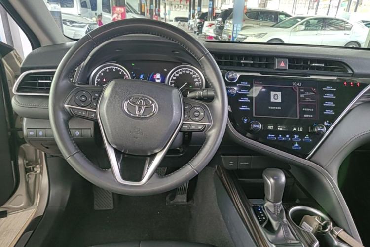 Used Toyota Camry 2018 2.5G Luxury Edition Steering Wheel