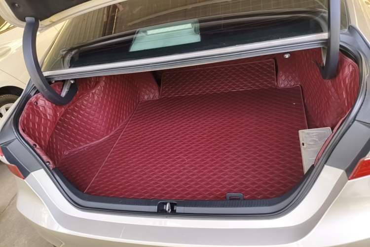 Used Toyota Camry 2018 2.5G Luxury Edition Trunk
