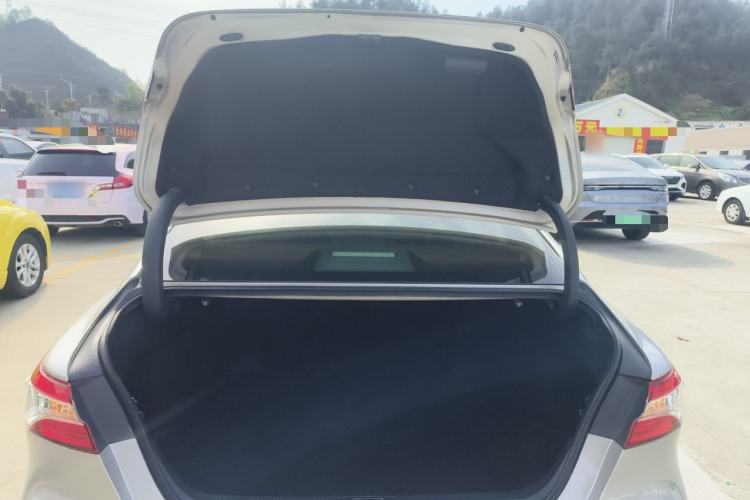 Used Toyota Camry 2018 2.5G Luxury Edition Trunk