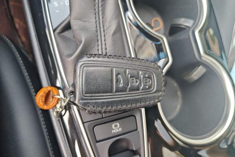 Used Toyota Camry 2018 2.5S Fēngshàng Edition Vehicle Key