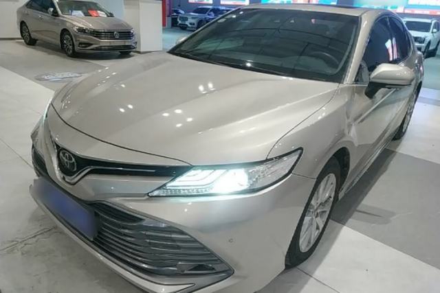 Used Toyota Camry 2018 2.0G Luxury Edition