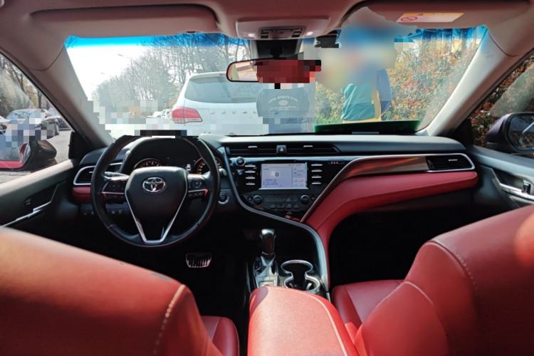 Used Toyota Camry 2018 2.5S Fēngshàng Edition Center Console
