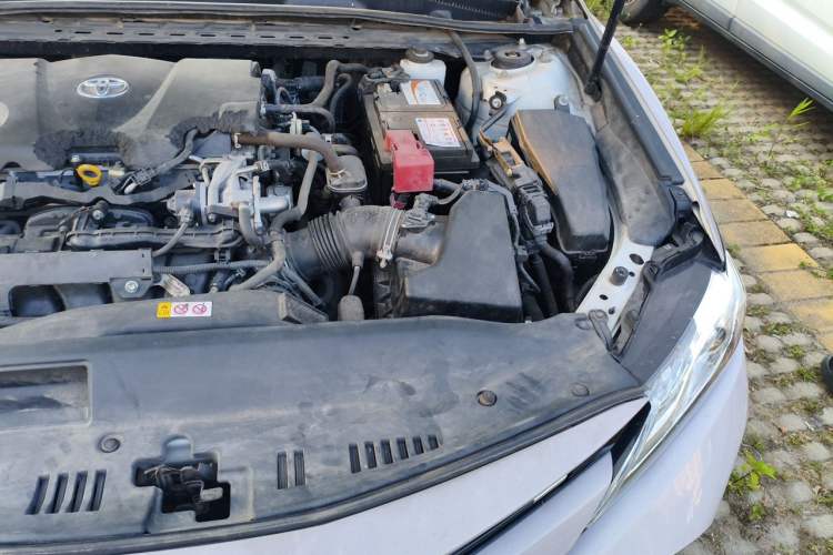 Used Toyota Camry 2018 2.5G Luxury Edition Engine Bay Left
