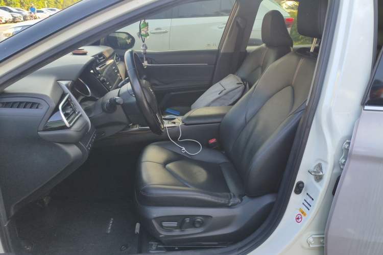 Used Toyota Camry 2018 2.5G Luxury Edition Left Front Seat