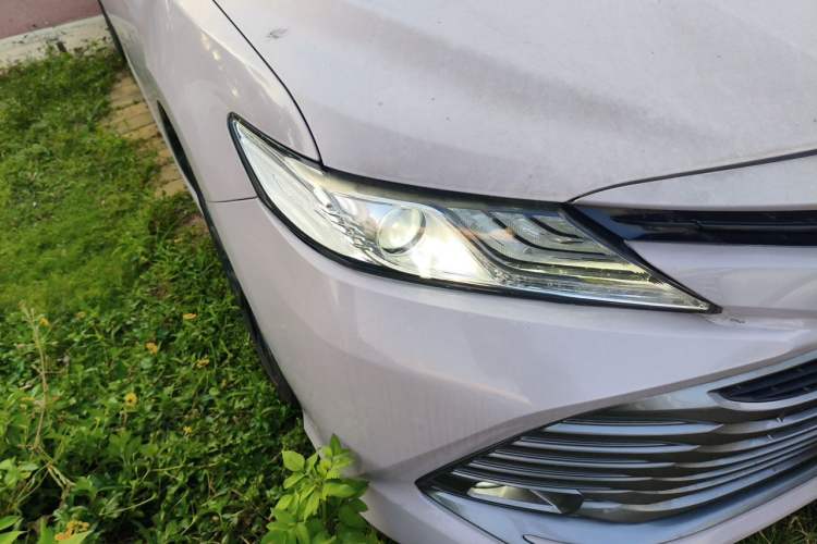 Used Toyota Camry 2018 2.5G Luxury Edition Right Front Headlight