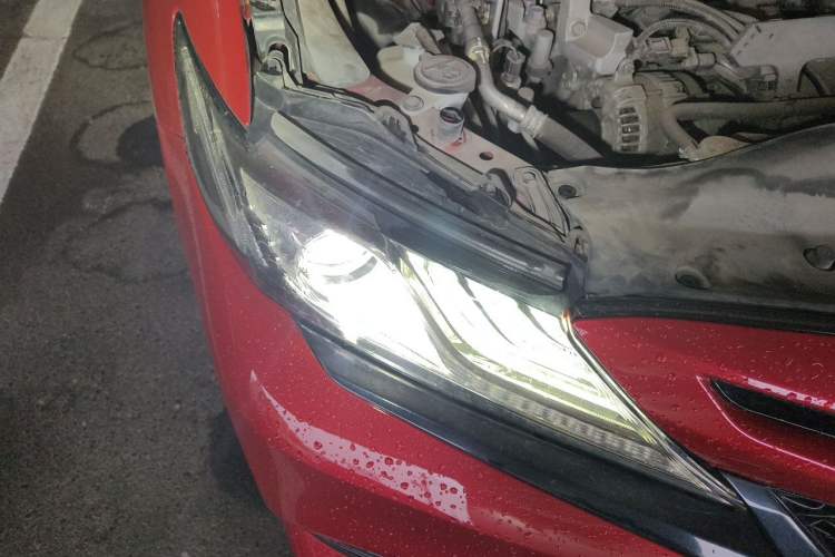 Used Toyota Camry 2018 2.5S Fēngshàng Edition Right Front Headlight