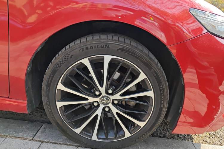 Used Toyota Camry 2018 2.5S Fēngshàng Edition Right Front Wheel Hub