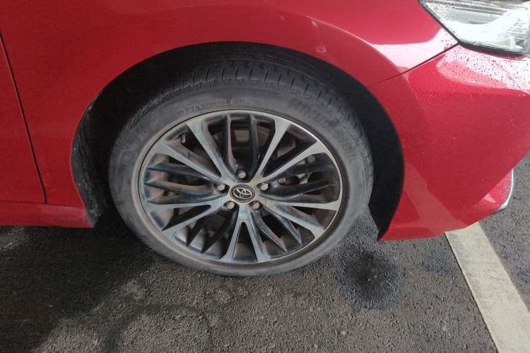 Used Toyota Camry 2018 2.5S Fēngshàng Edition Right Front Wheel Hub