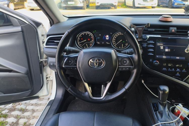 Used Toyota Camry 2018 2.5G Luxury Edition Steering Wheel