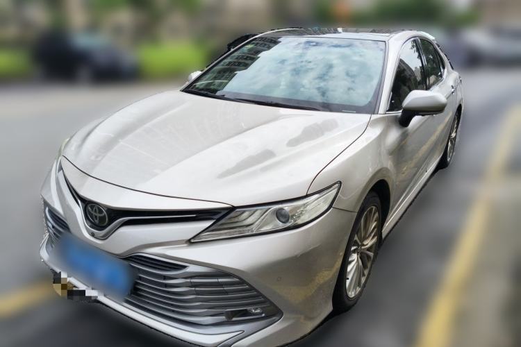 Used Toyota Camry 2018 2.5G Luxury Edition Guazi used car, China used car export, Used car for sale, Used  cars, Cheapest cars for sale