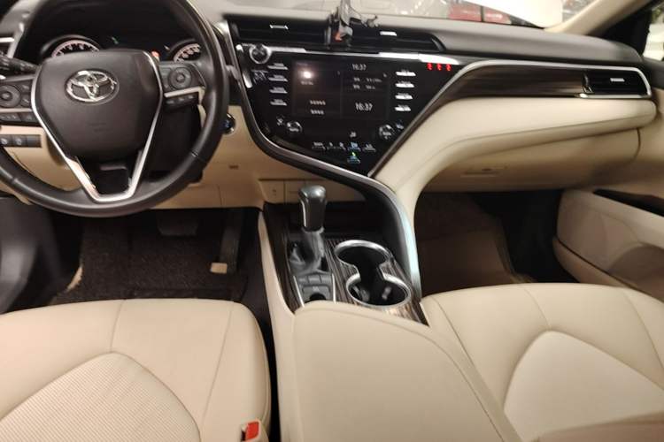Used Toyota Camry 2018 2.5G Luxury Edition Audio And AC Panel