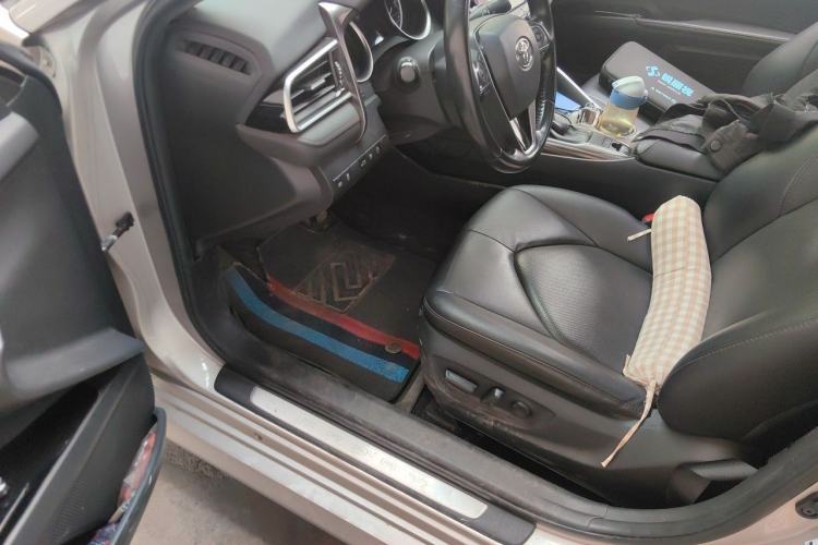 Used Toyota Camry 2018 2.0G Luxury Edition Driver Seat