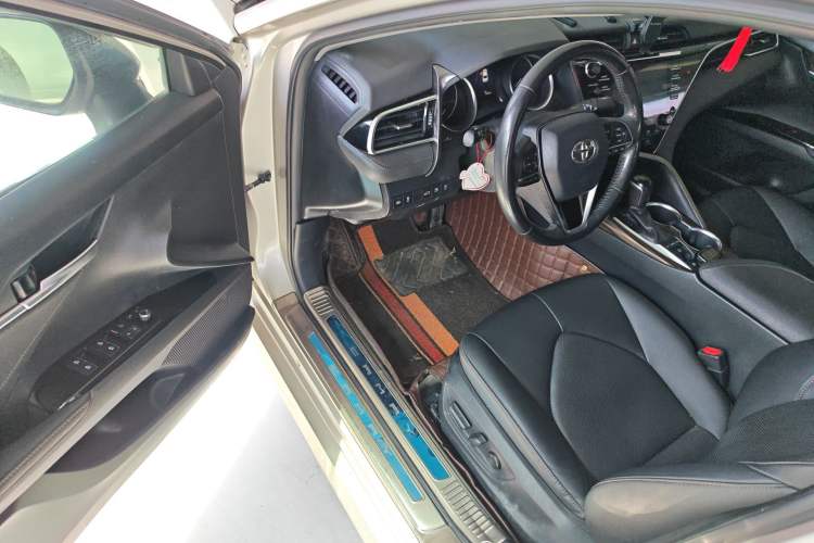 Used Toyota Camry 2018 2.5G Luxury Edition Driver Seat