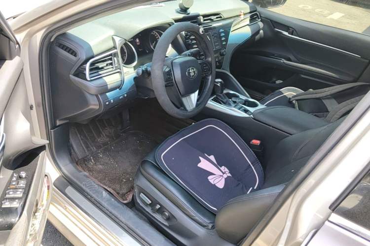 Used Toyota Camry 2018 Dual-Engine 2.5 HG Luxury Edition Driver Seat