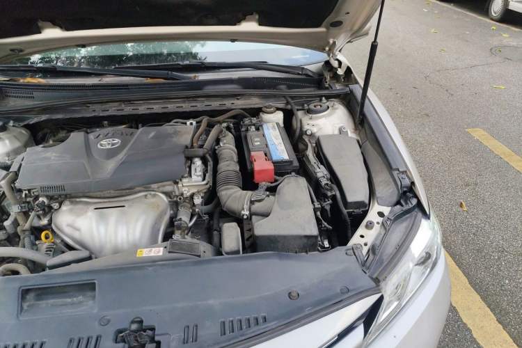 Used Toyota Camry 2018 2.0G Luxury Edition Engine Bay Left