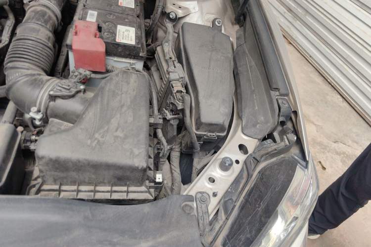 Used Toyota Camry 2018 2.0G Luxury Edition Engine Bay Left