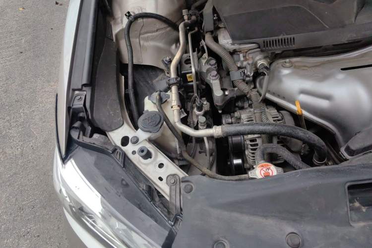 Used Toyota Camry 2018 2.0G Luxury Edition Engine Bay Right