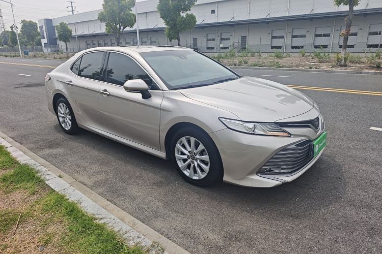Used Toyota Camry 2018 2.0G Luxury Edition Exterior 2