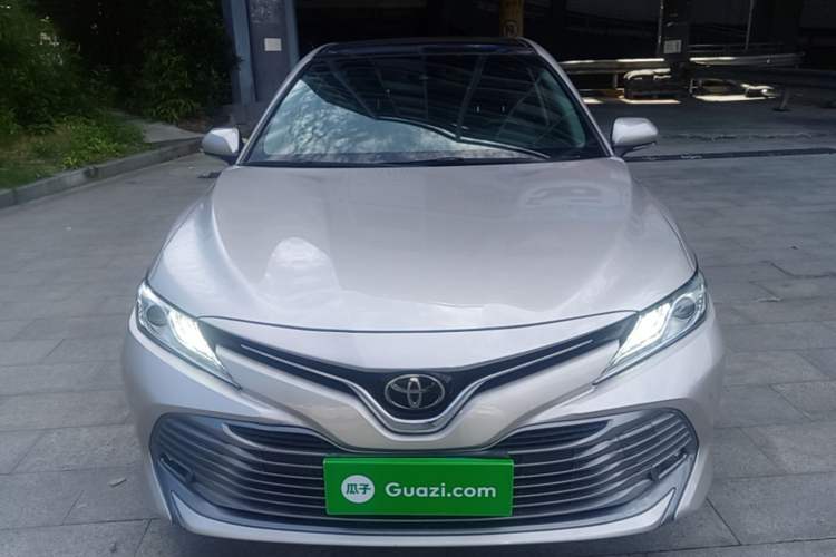 Used Toyota Camry 2018 2.5G Luxury Edition Front